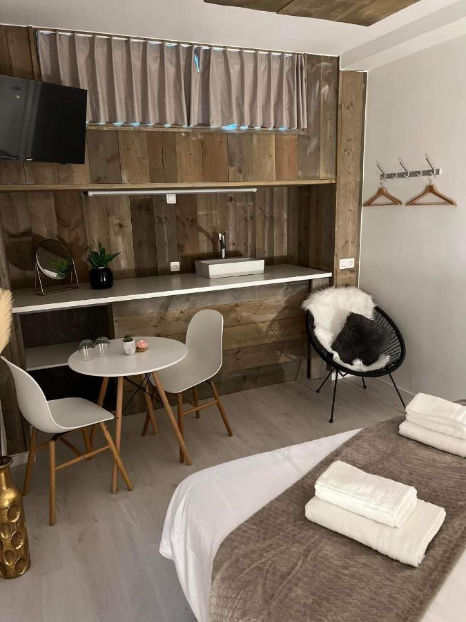 Ruime luxe kamer in centrum Brugge met badkamer! Buitenkant foto